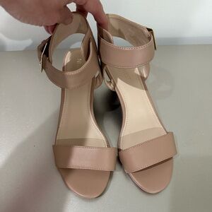 Nine West Open Toe Wedge size 8
